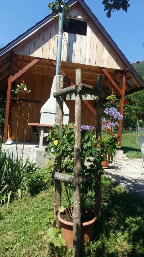 Kuca Za Odmor Lesnica Villa Brod na Kupi ภายนอก รูปภาพ